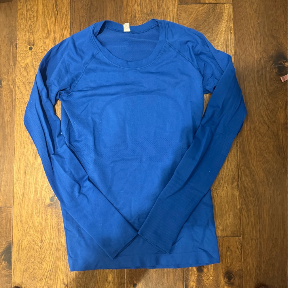 Lululemon long sleeve swiftly tech